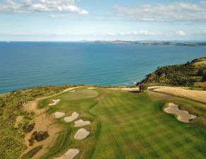 Kauri Cliffs 16th Aerial Approach